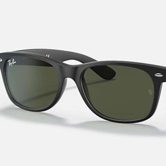 NEW RAY-BAN Wayfarer Classic – Matte Rubber Black Frame, G-15 Green Lenses (NWT) - Picture 1 of 2